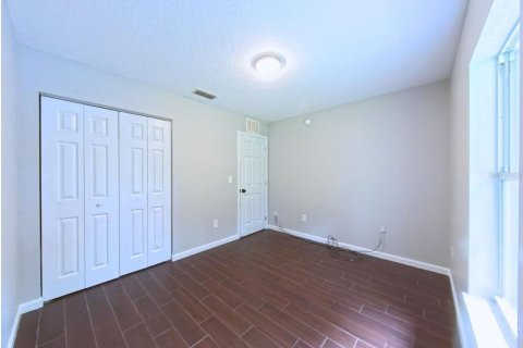 House in Ocala, Florida 3 bedrooms, 126.53 sq.m. № 1912132 - photo 19