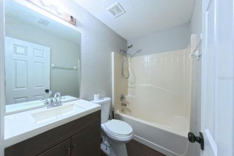 House in Ocala, Florida 3 bedrooms, 126.53 sq.m. № 1912132 - photo 23