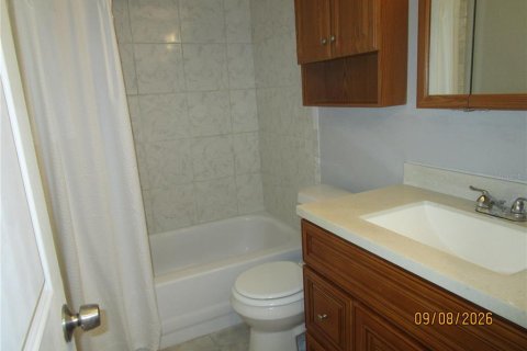 Copropriété à vendre à Saint Petersburg, Floride: 2 chambres, 80.82 m2 № 2369082 - photo 10