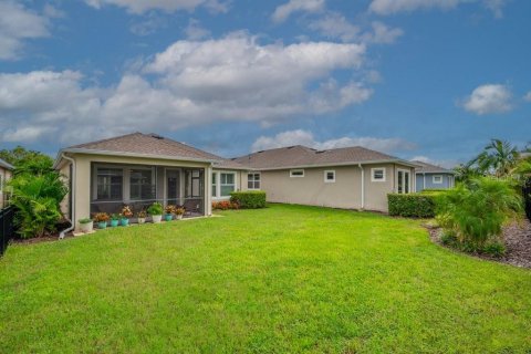 House in Fish Hawk, Florida 2 bedrooms, 164.34 sq.m. № 1916601 - photo 3