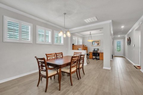 House in Fish Hawk, Florida 2 bedrooms, 164.34 sq.m. № 1916601 - photo 9