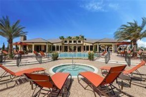 House in Fish Hawk, Florida 2 bedrooms, 164.34 sq.m. № 1916601 - photo 29