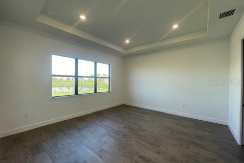 House in Lakewood Ranch, Florida 3 bedrooms, 230.68 sq.m. № 1886736 - photo 5