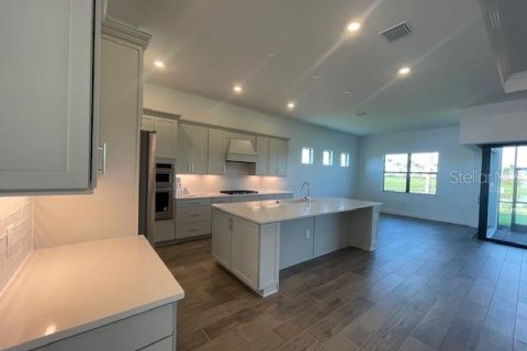 House in Lakewood Ranch, Florida 3 bedrooms, 230.68 sq.m. № 1886736 - photo 3