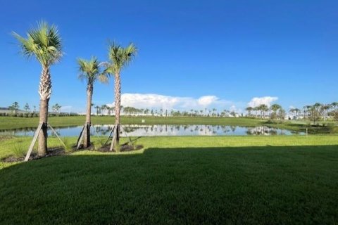 House in Lakewood Ranch, Florida 3 bedrooms, 230.68 sq.m. № 1886736 - photo 10