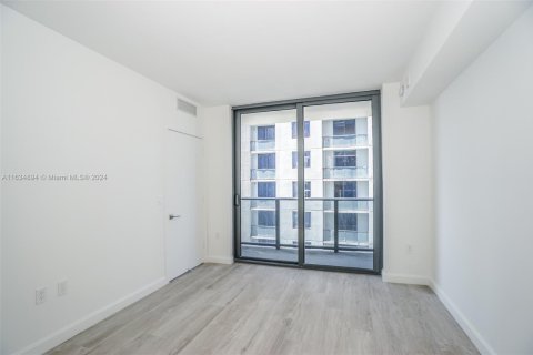 Купить кондоминиум в Майами, Флорида 2 спальни, 73.21м2, № 1940689 - фото 13