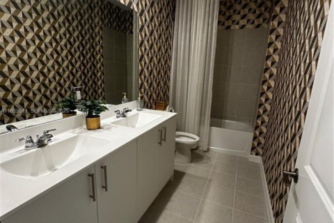 Villa ou maison à louer à Homestead, Floride: 4 chambres, 205.96 m2 № 1982069 - photo 17