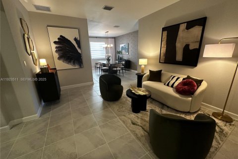 Villa ou maison à louer à Homestead, Floride: 4 chambres, 205.96 m2 № 1982069 - photo 4