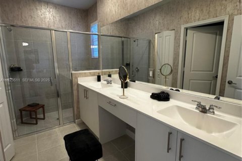 Villa ou maison à louer à Homestead, Floride: 4 chambres, 205.96 m2 № 1982069 - photo 21