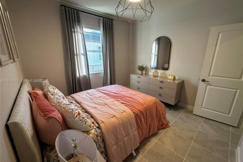 Villa ou maison à louer à Homestead, Floride: 4 chambres, 205.96 m2 № 1982069 - photo 16