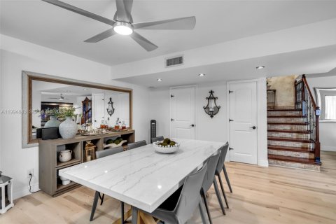 Touwnhouse à vendre à North Lauderdale, Floride: 2 chambres, 142.14 m2 № 2062647 - photo 8