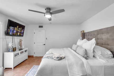 Touwnhouse à vendre à North Lauderdale, Floride: 2 chambres, 142.14 m2 № 2062647 - photo 16