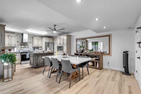 Touwnhouse à vendre à North Lauderdale, Floride: 2 chambres, 142.14 m2 № 2062647 - photo 7