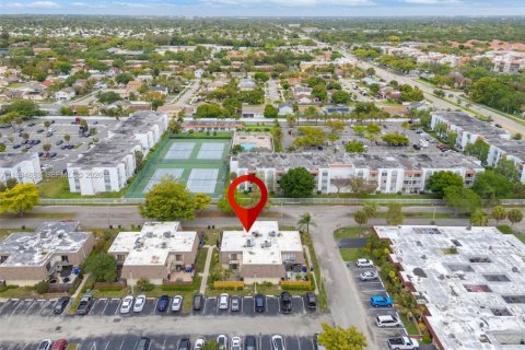 Touwnhouse à vendre à North Lauderdale, Floride: 2 chambres, 142.14 m2 № 2062647 - photo 27