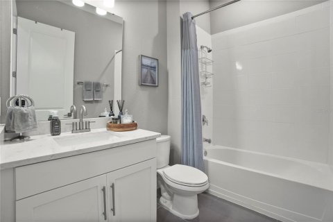 Casa en venta en Oakland, Florida, 4 dormitorios, 224.64 m2 № 1620516 - foto 8