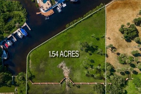 Terreno en venta en New Port Richey, Florida № 1509007 - foto 12