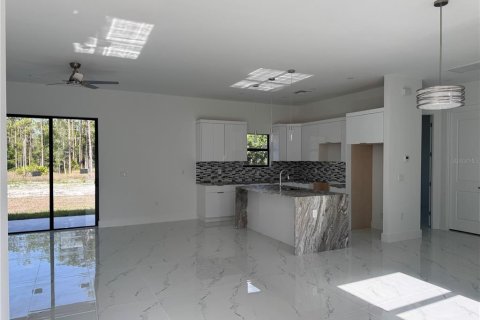 Casa en venta en Lehigh Acres, Florida, 3 dormitorios, 139.17 m2 № 1628555 - foto 6