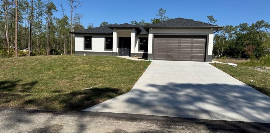 House in Lehigh Acres, Florida 3 bedrooms, 139.17 sq.m. № 1628555