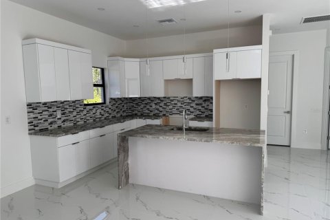 Casa en venta en Lehigh Acres, Florida, 3 dormitorios, 139.17 m2 № 1628555 - foto 9