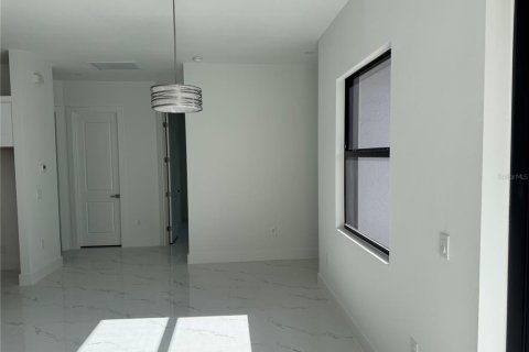 Casa en venta en Lehigh Acres, Florida, 3 dormitorios, 139.17 m2 № 1628555 - foto 12