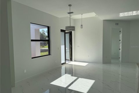 Casa en venta en Lehigh Acres, Florida, 3 dormitorios, 139.17 m2 № 1628555 - foto 13