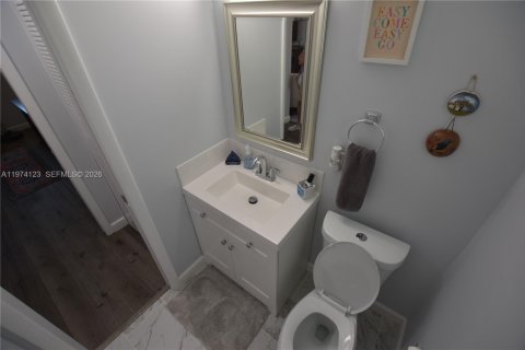 Casa en venta en West Palm Beach, Florida, 1 dormitorio, 61.5 m2 № 2036444 - foto 19