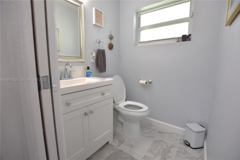 Casa en venta en West Palm Beach, Florida, 1 dormitorio, 61.5 m2 № 2036444 - foto 18