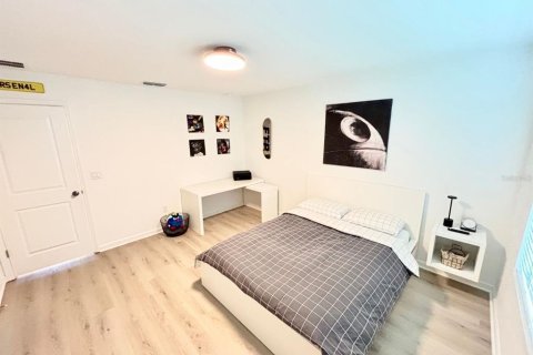 Снять в аренду таунхаус в Орландо, Флорида 4 комнаты, 144.83м2, № 1883052 - фото 15