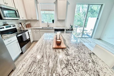 Снять в аренду таунхаус в Орландо, Флорида 4 комнаты, 144.83м2, № 1883052 - фото 9