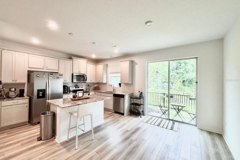 Снять в аренду таунхаус в Орландо, Флорида 4 комнаты, 144.83м2, № 1883052 - фото 11