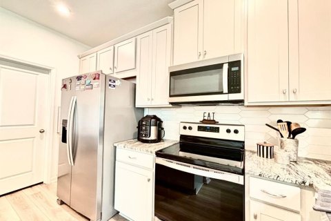 Снять в аренду таунхаус в Орландо, Флорида 4 комнаты, 144.83м2, № 1883052 - фото 6