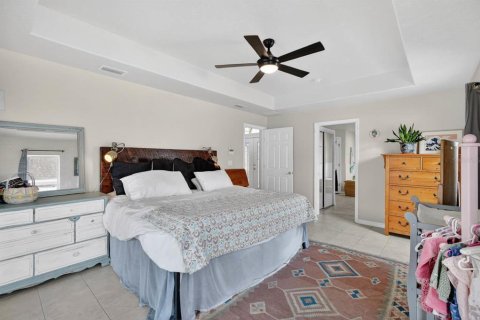 Casa en venta en Palm Coast, Florida, 4 dormitorios, 262.26 m2 № 2201214 - foto 28