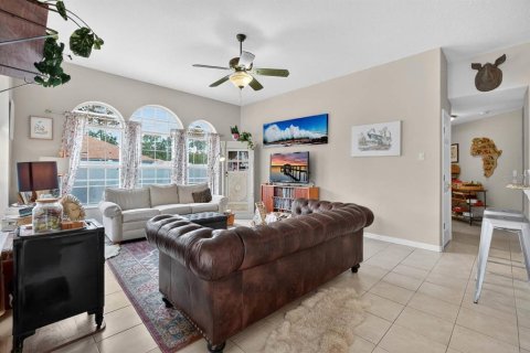 Casa en venta en Palm Coast, Florida, 4 dormitorios, 262.26 m2 № 2201214 - foto 19