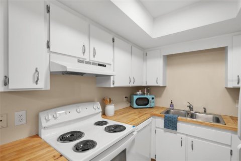 Appartement à louer à Brandon, Floride: 1 chambre, 74.32 m2 № 2416437 - photo 17