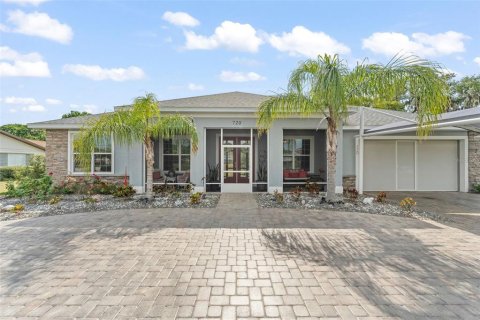 House in Kissimmee, Florida 3 bedrooms, 231.42 sq.m. № 1591920 - photo 1