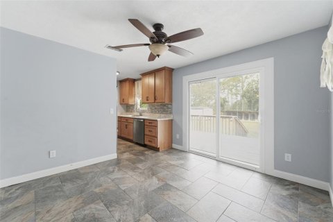 Casa en venta en Eustis, Florida, 3 dormitorios, 138.61 m2 № 2133333 - foto 9
