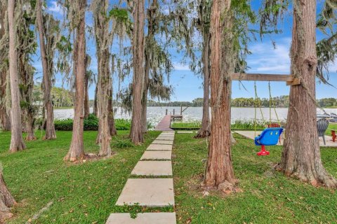 Casa en Lutz, Florida 4 dormitorios, 208.1 m2 № 2137512