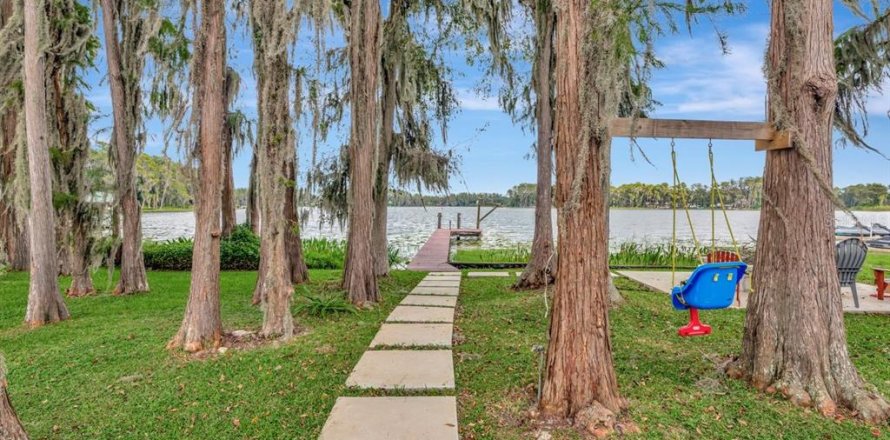 Casa en Lutz, Florida 4 dormitorios, 208.1 m2 № 2137512