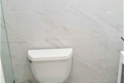 Condominio en venta en Sunny Isles Beach, Florida, 2 dormitorios, 138.24 m2 № 1964454 - foto 26