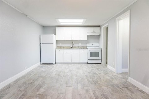 Apartamento en alquiler en Plant City, Florida, 1 dormitorio, 78.97 m2 № 1802181 - foto 28