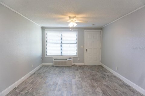 Apartamento en alquiler en Plant City, Florida, 1 dormitorio, 78.97 m2 № 1802181 - foto 18