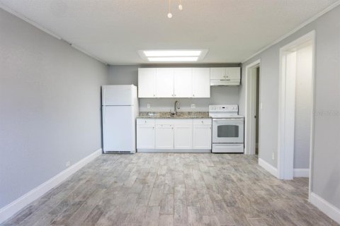 Apartamento en alquiler en Plant City, Florida, 1 dormitorio, 78.97 m2 № 1802181 - foto 12