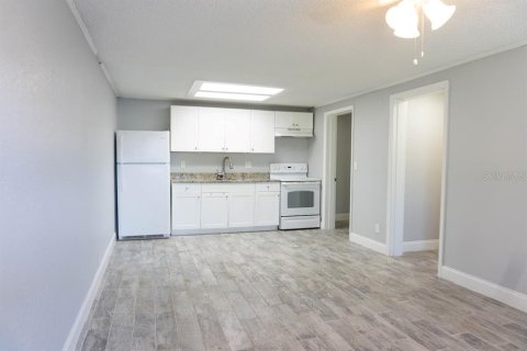 Apartamento en alquiler en Plant City, Florida, 1 dormitorio, 78.97 m2 № 1802181 - foto 13