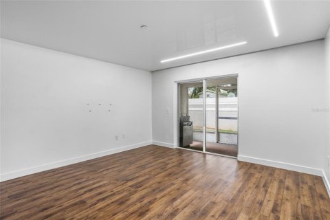 Купить таунхаус в Киссимми, Флорида 6 комнат, 128.21м2, № 1816132 - фото 15