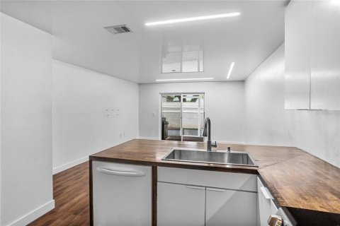 Купить таунхаус в Киссимми, Флорида 6 комнат, 128.21м2, № 1816132 - фото 10
