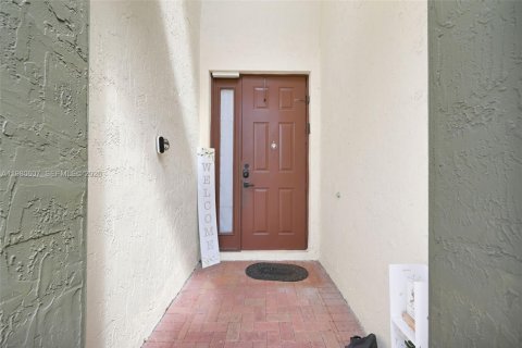 Купить виллу или дом в Хомстед, Флорида 5 спален, 290.69м2, № 2052717 - фото 5