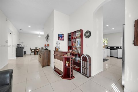 Купить виллу или дом в Хомстед, Флорида 5 спален, 290.69м2, № 2052717 - фото 14