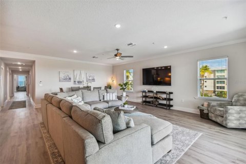 Condo in Indian Shores, Florida, 4 bedrooms № 2133004 - photo 6