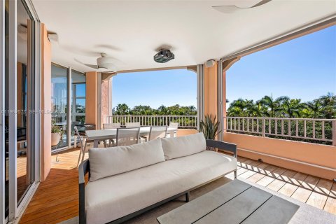 Condo in Key Biscayne, Florida, 3 bedrooms  № 2025426 - photo 19