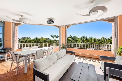 Condo in Key Biscayne, Florida, 3 bedrooms  № 2025426 - photo 17